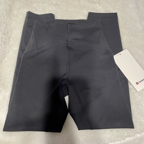 Lululemon legging - Picture 3 of 3